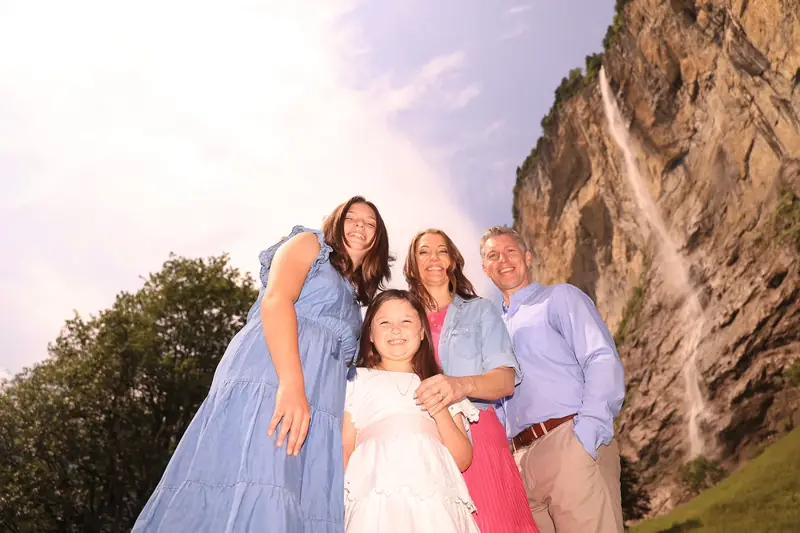 Family photoshoot at Lake Lucerne Switzerland